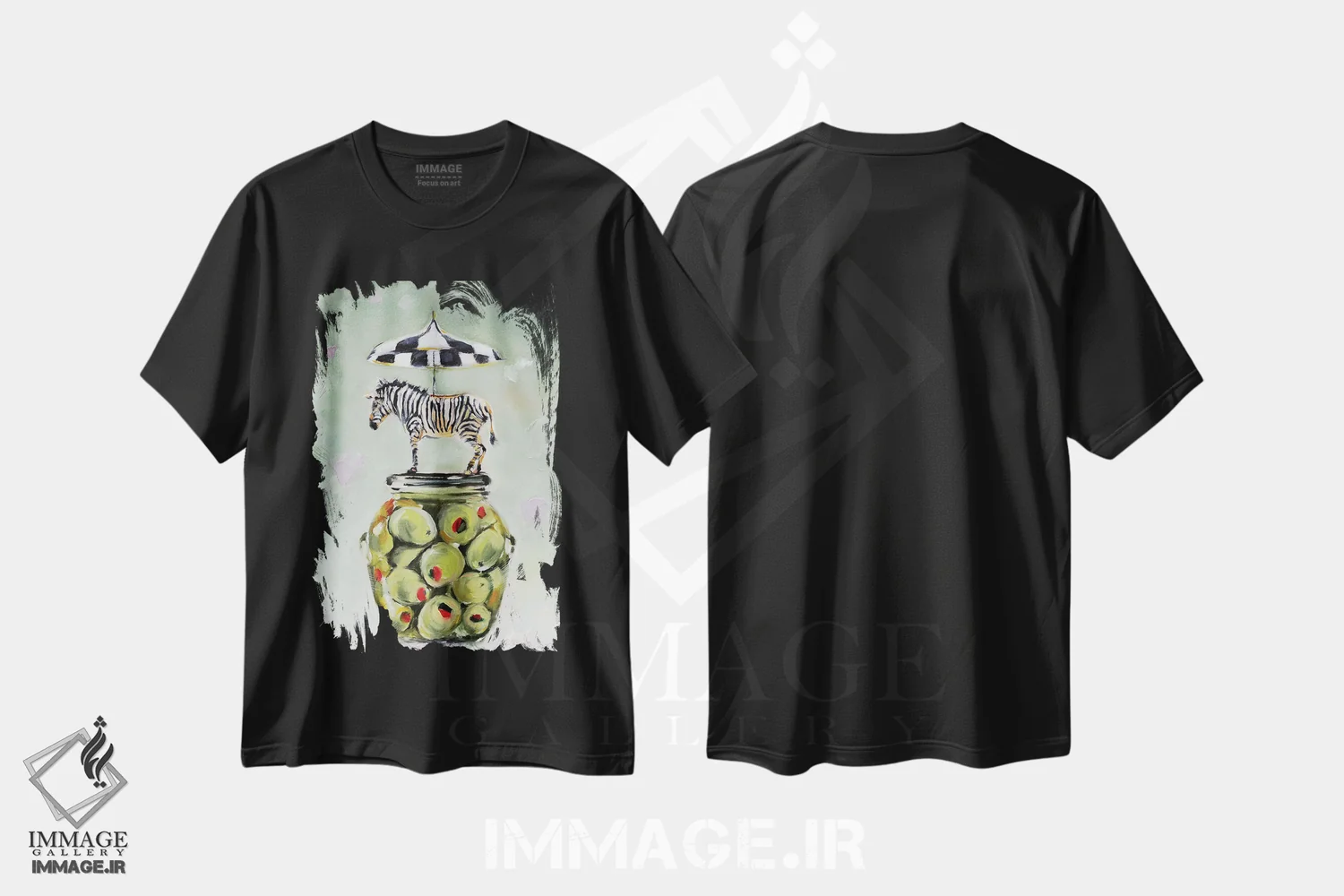 تیشرت مشکی طرح دار راه راه و خال خالی، هنر فاخر معاصر اثر کارن وبر | immage.ir