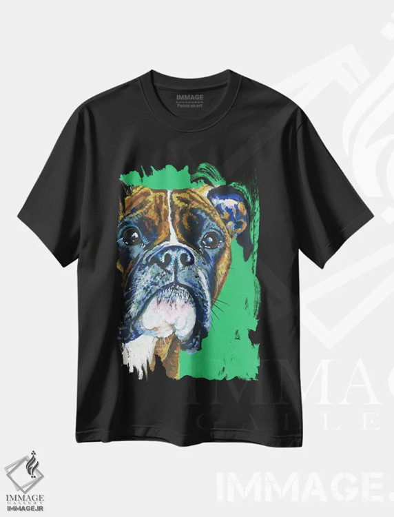 تیشرت مشکی طرح دار باکسر روی زمینه زمردی، مدیوم اثر کیرستین وود | فروشگاه ایماژ