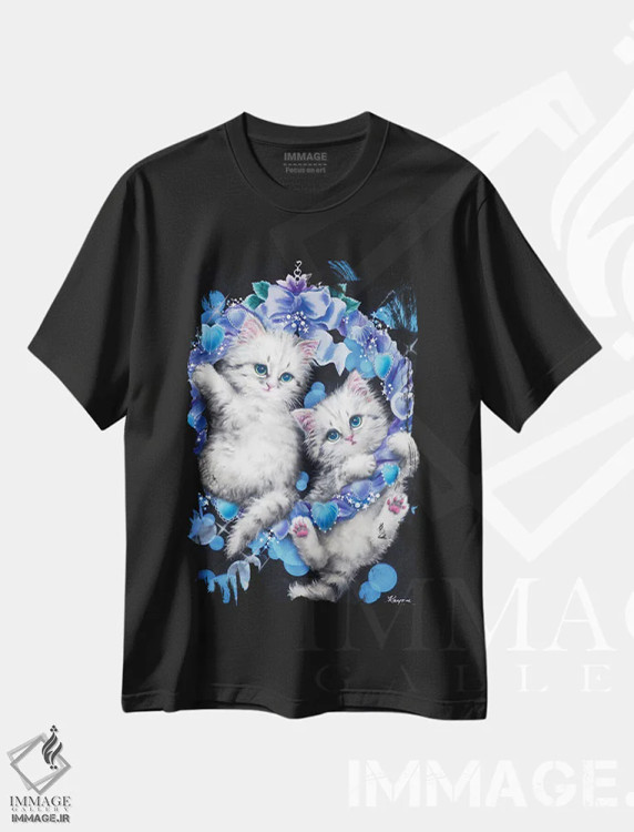 تیشرت مشکی طرح دار حلقه گل آبی، تزئینی اثر کایومی هارای | immage.ir