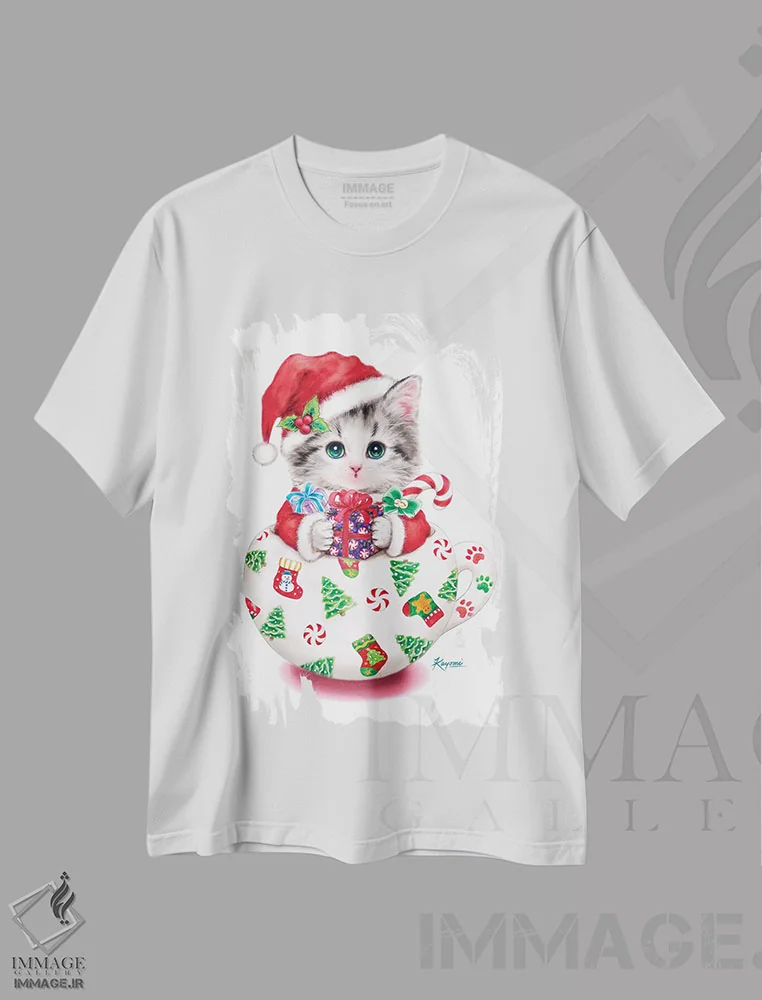 تیشرت سفید طرح دار گربه فنجانی کریسمسی، حیوانات کریسمسی اثر کایومی هارای | فروشگاه ایماژ