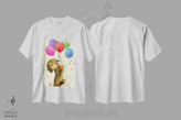تیشرت سفید طرح دار بادکنک سگ داشهوند، تزئینی اثر کایومی هارای | immage.ir