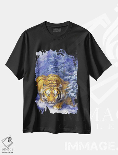 تیشرت مشکی طرح دار جنگل زمستانی، تزئینی اثر کایومی هارای | فروشگاه ایماژ