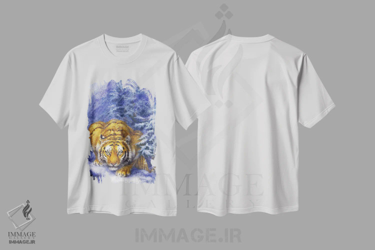 تیشرت سفید طرح دار جنگل زمستانی، تزئینی اثر کایومی هارای | immage.ir