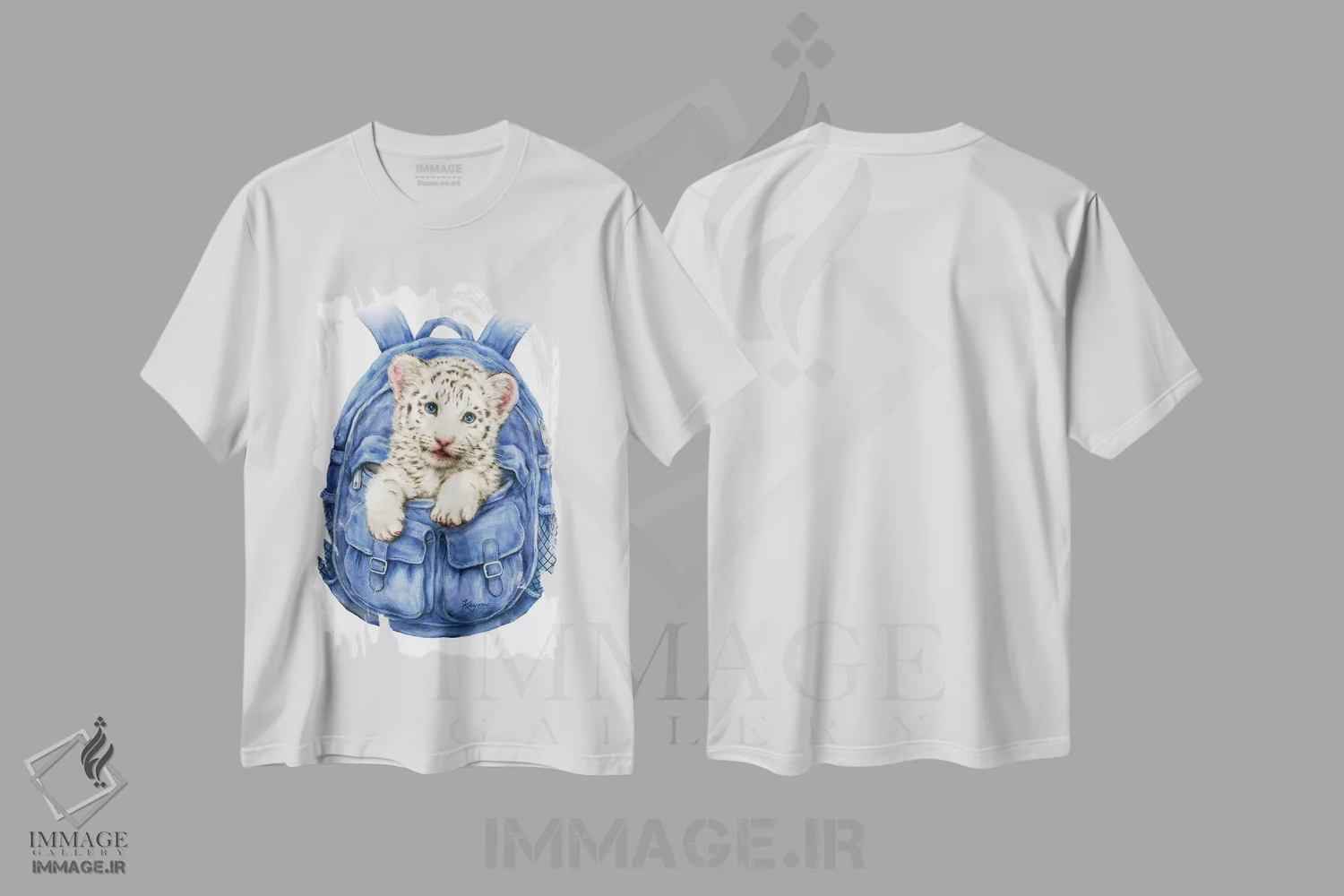 تیشرت سفید طرح دار ببر سفید با کوله پشتی، تزئینی اثر کایومی هارای | immage.ir