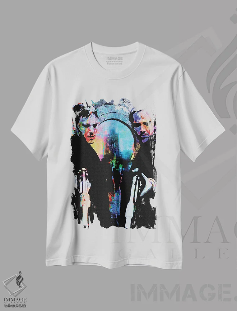 تیشرت سفید طرح دار قدیسان بونداک، هنر فاخر معاصر اثر کایل ویلیس | فروشگاه ایماژ