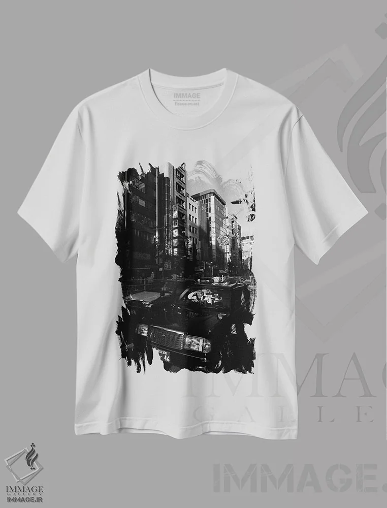 تیشرت سفید طرح دار کوموربی لعنتی، عکاسی سیاه و سفید اثر کنزو ایجیری | فروشگاه ایماژ