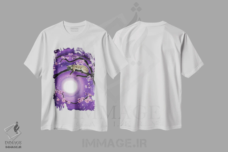 تیشرت سفید طرح دار ساکورا در مهتاب بنفش، هنر فاخر معاصر اثر لورا ایورسن | فروشگاه ایماژ