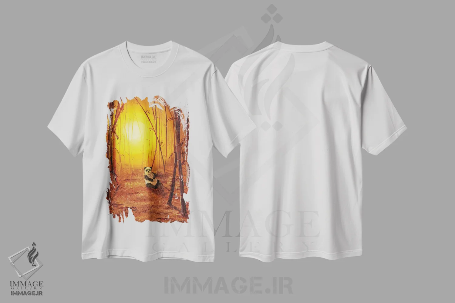 تیشرت سفید طرح دار پاندا در درخشش طلایی، هنر فاخر معاصر اثر لورا ایورسن | immage.ir