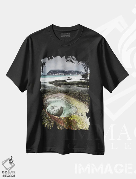 تیشرت مشکی طرح دار نروژ، لوفوتن، ساحل اوتاکلیو، مدیوم اثر میکولاج گوسپودرک | immage.ir