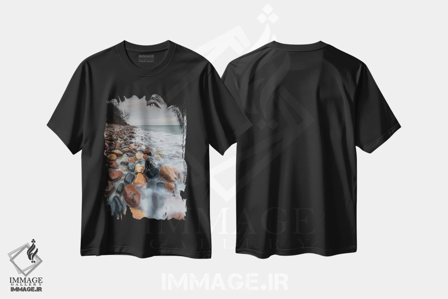 تیشرت مشکی طرح دار اروپا، لهستان، پومرانیا، دماغه روزویه VII، مدیوم اثر میکولاج گوسپودرک | فروشگاه ایماژ