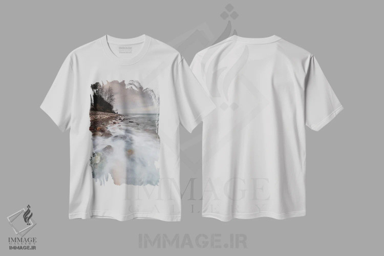 تیشرت سفید طرح دار اروپا، لهستان، پومرانیا، دماغه روزویه VI، مدیوم اثر میکولاج گوسپودرک | فروشگاه ایماژ