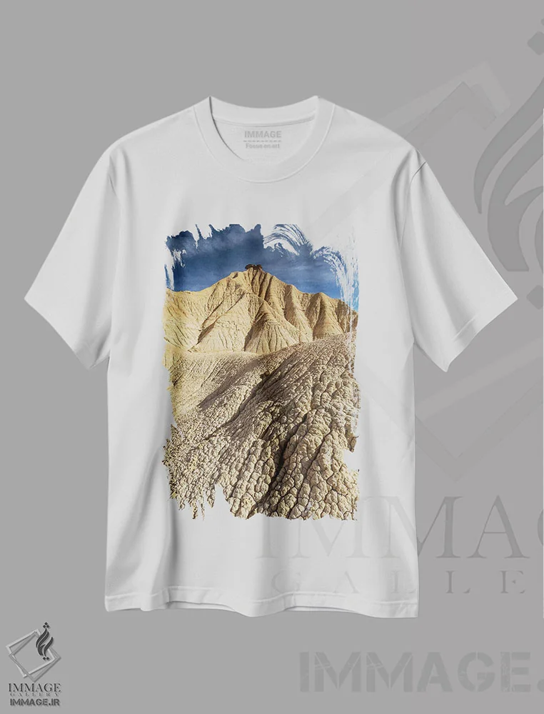 تیشرت سفید طرح دار اروپا، اسپانیا، باردناس ریالس، پیسکرّا V، مدیوم اثر میکولاج گوسپودرک | immage.ir