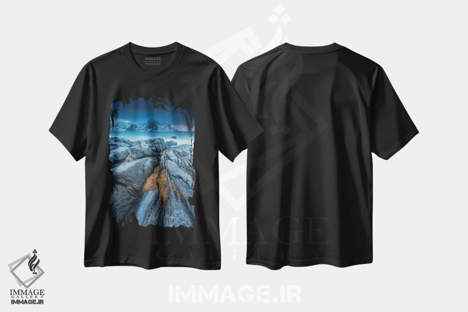 تیشرت مشکی طرح دار نروژ، لوفوتن، وارِید، مدیوم اثر میکولاج گوسپودرک | immage.ir