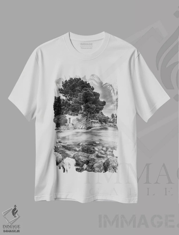 تیشرت سفید طرح دار اسپانیا، مایورکا، عکاسی سیاه و سفید اثر میکولاج گوسپودرک | فروشگاه ایماژ