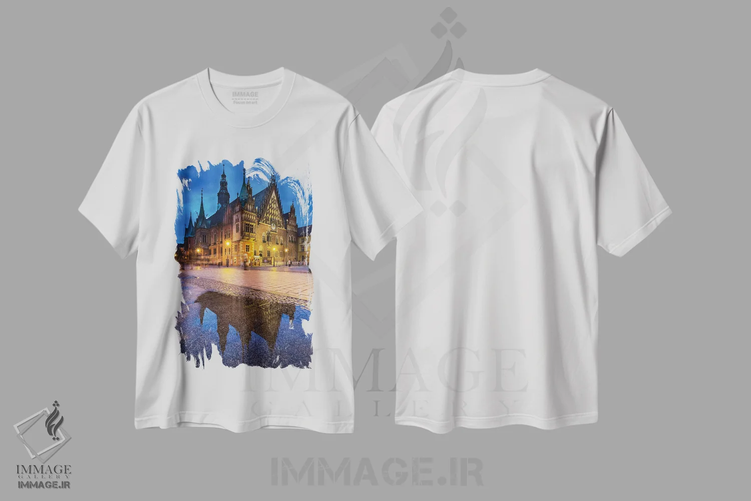 تیشرت سفید طرح دار لهستان، وروتسواف، میدان اصلی II، مدیوم اثر میکولاج گوسپودرک | immage.ir