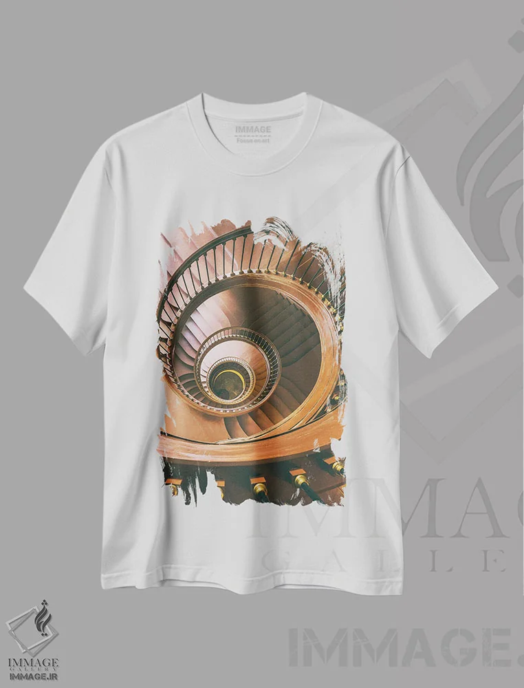 تیشرت سفید طرح دار راه پله، مدیوم اثر میکولاج گوسپودرک | immage.ir