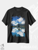 تیشرت مشکی طرح دار قایق در نروژ، مدیوم اثر میکولاج گوسپودرک | فروشگاه ایماژ