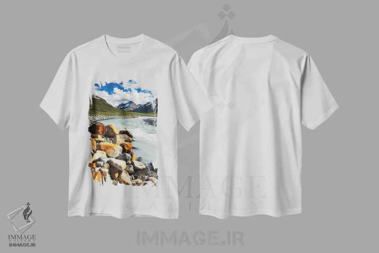 تیشرت سفید طرح دار جویبار کوهستانی، یوتونهیمن، نروژ، مدیوم اثر میکولاج گوسپودرک | فروشگاه ایماژ
