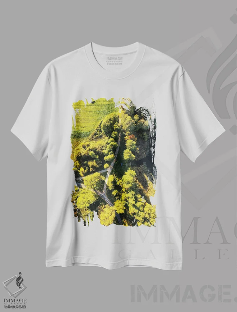 تیشرت سفید طرح دار جاده جادویی، عکاسی هوایی اثر میکولاج گوسپودرک | immage.ir