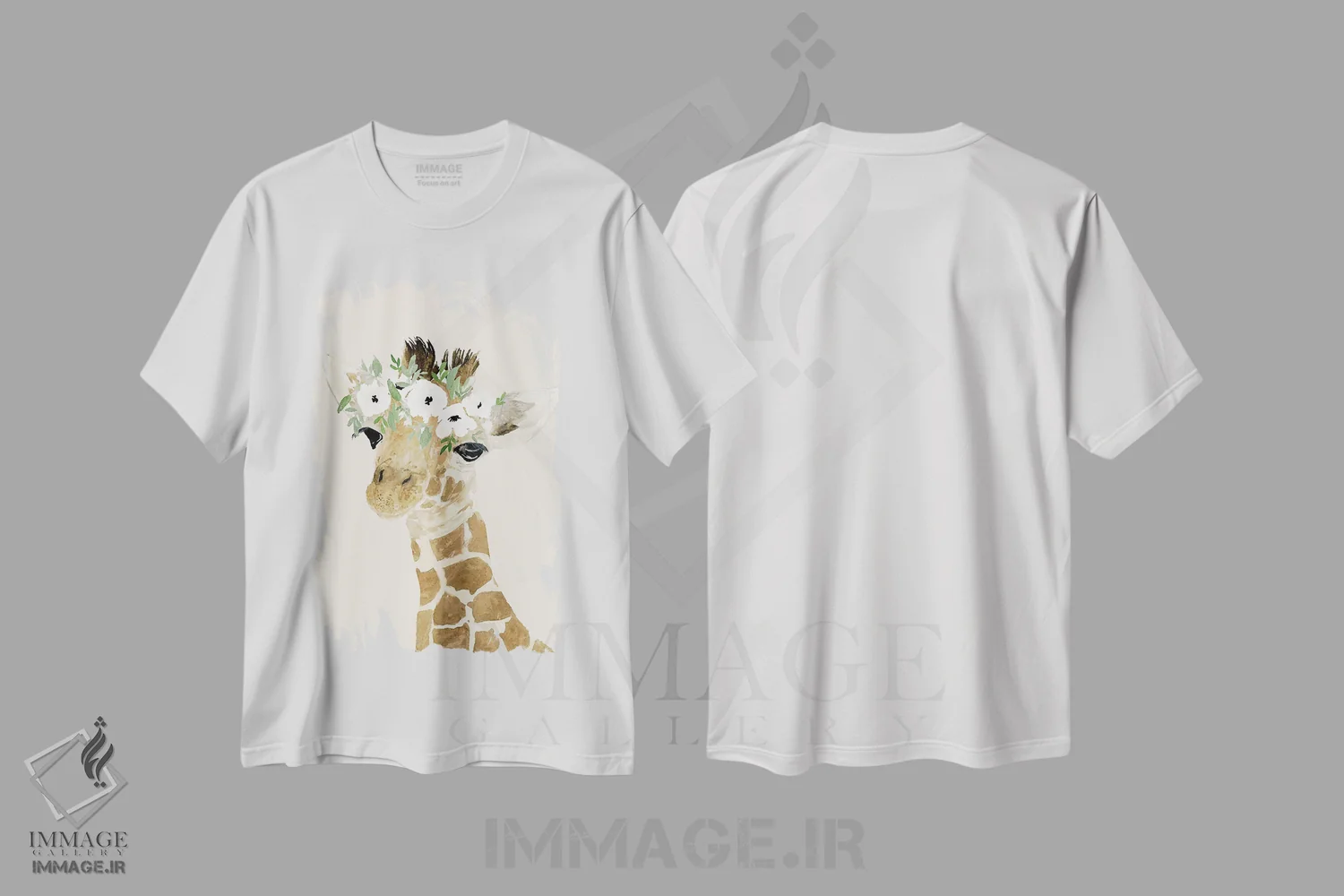 تیشرت سفید طرح دار زرافه کوچولو، دکور روستایی اثر لوسیل پرایس | immage.ir