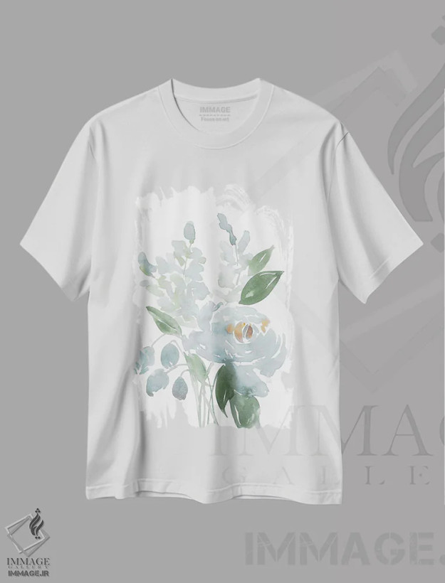 تیشرت سفید طرح دار گل های آبی آرامش بخش I، دکور روستایی اثر لوسیل پرایس | فروشگاه ایماژ