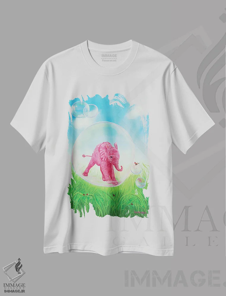 تیشرت سفید طرح دار شناور شدن، مدیوم اثر لورا کرتین | immage.ir