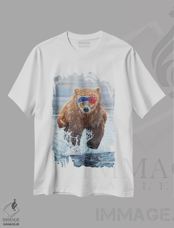 تیشرت سفید طرح دار رنگ آزادی، دکور کلبه و لژ اثر لورا کرتین | فروشگاه ایماژ