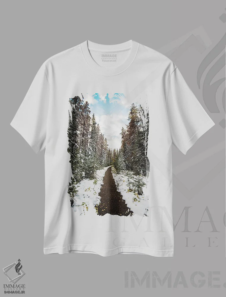 تیشرت سفید طرح دار مسیر زمستانی، مدیوم اثر لوکاس مور | فروشگاه ایماژ