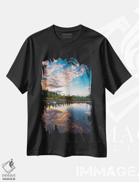 تیشرت مشکی طرح دار غروب آلاسکا، مدیوم اثر لوکاس مور | فروشگاه ایماژ
