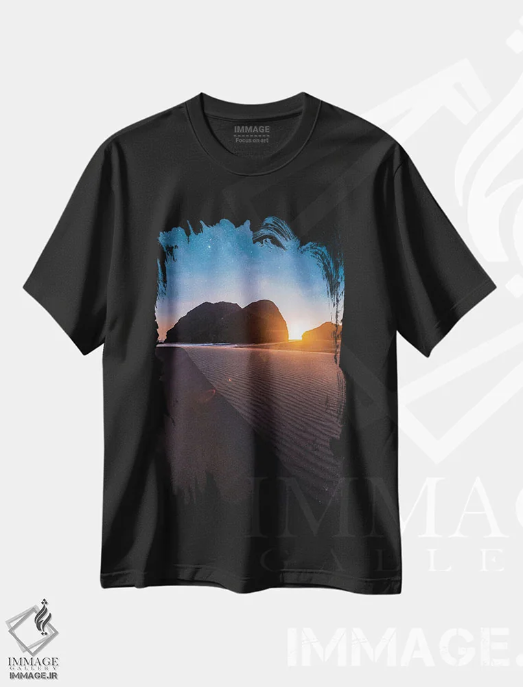 تیشرت مشکی طرح دار روز و شب، مدیوم اثر لوکاس مور | immage.ir