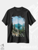 تیشرت مشکی طرح دار دریاچه جنی، مدیوم اثر لوکاس مور | فروشگاه ایماژ