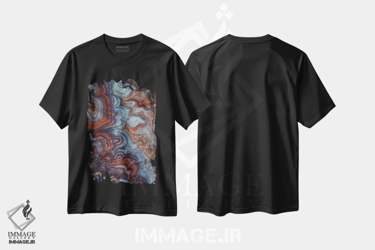 تیشرت مشکی طرح دار فرازمینی، مدیوم اثر لوکاس مور | immage.ir