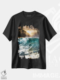 تیشرت مشکی طرح دار موج شفاف، مدیوم اثر لوکاس مور | فروشگاه ایماژ