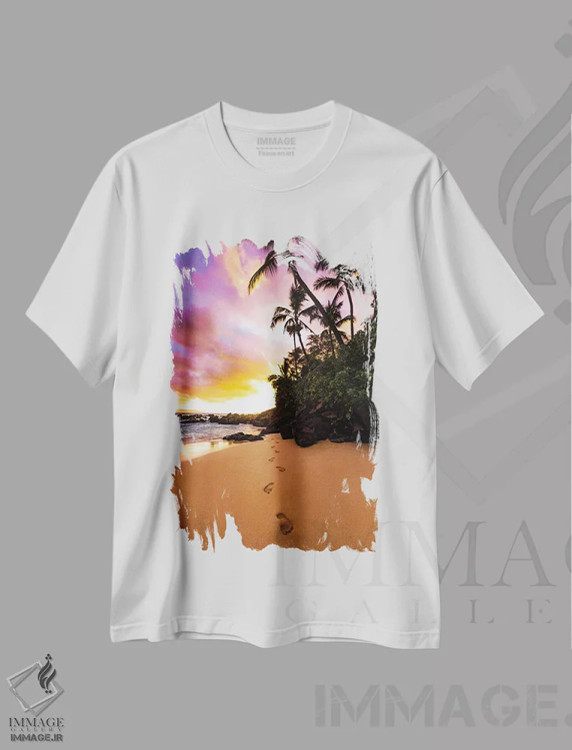 تیشرت سفید طرح دار ردپا روی شن، مدیوم اثر لوکاس مور | immage.ir