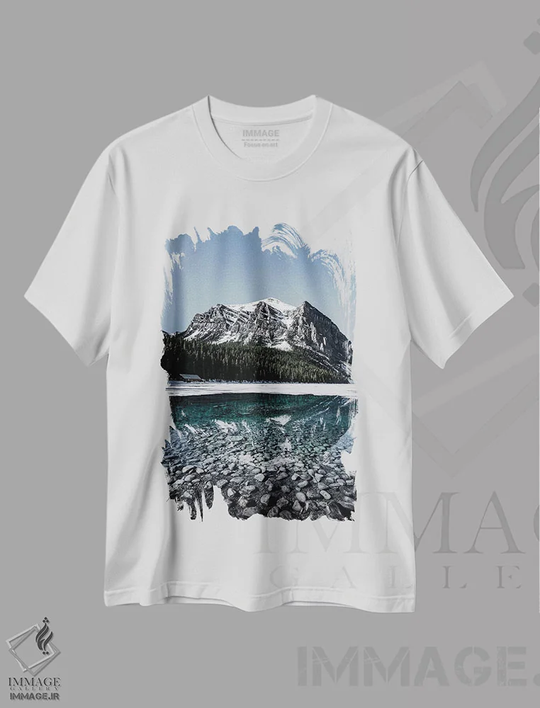 تیشرت سفید طرح دار انعکاس دریاچه لوئیز، مدیوم اثر لوکاس مور | فروشگاه ایماژ