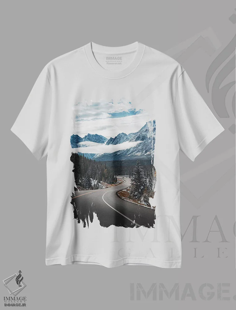 تیشرت سفید طرح دار رانندگی در برف، مدیوم اثر لوکاس مور | فروشگاه ایماژ