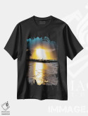 تیشرت مشکی طرح دار غروب گرمسیری، مدیوم اثر لوکاس مور | فروشگاه ایماژ
