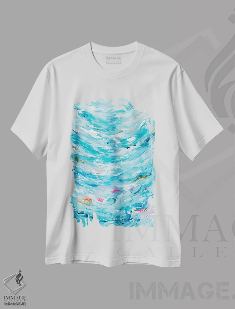 تیشرت سفید طرح دار موج های کوبنده III اثر لادارا مک کینون | فروشگاه ایماژ