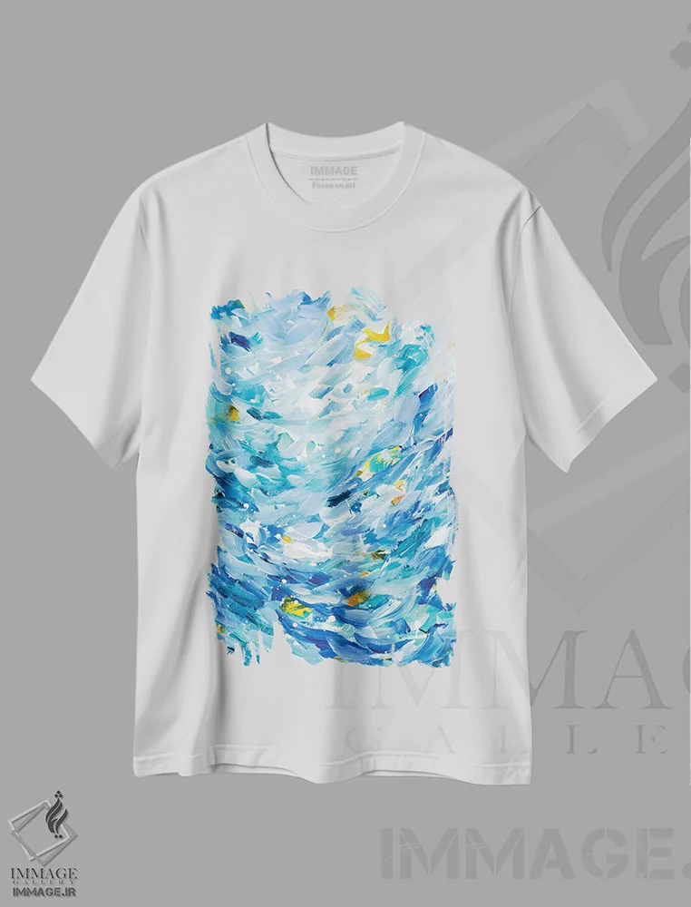 تیشرت سفید طرح دار موج های کوبنده I اثر لادارا مک کینون | immage.ir