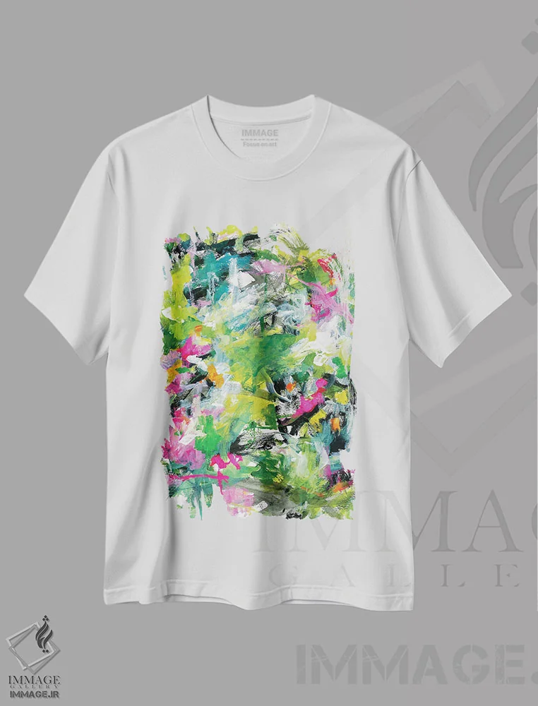 تیشرت سفید طرح دار جریان شکوفا اثر لادارا مک کینون | فروشگاه ایماژ