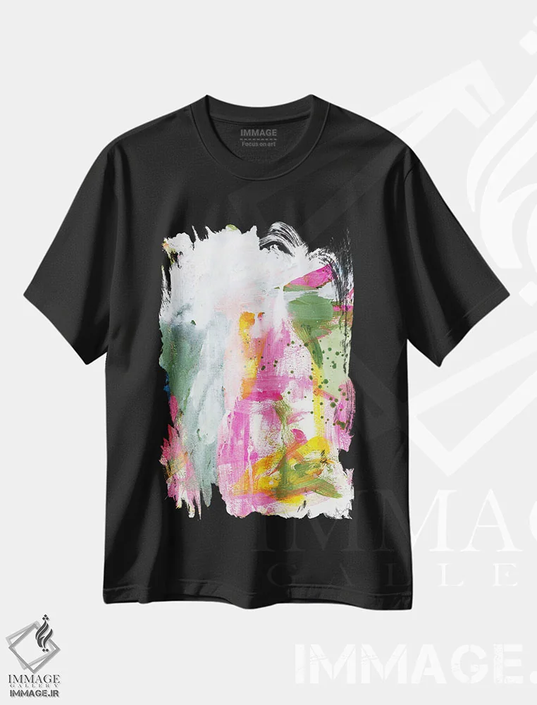 تیشرت مشکی طرح دار پلومریا شاداب II اثر لادارا مک کینون | فروشگاه ایماژ