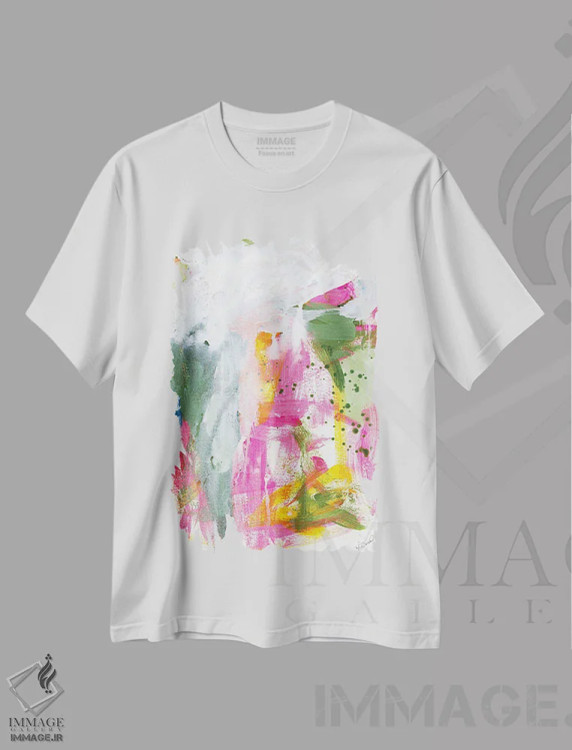 تیشرت سفید طرح دار پلومریا شاداب II اثر لادارا مک کینون | immage.ir