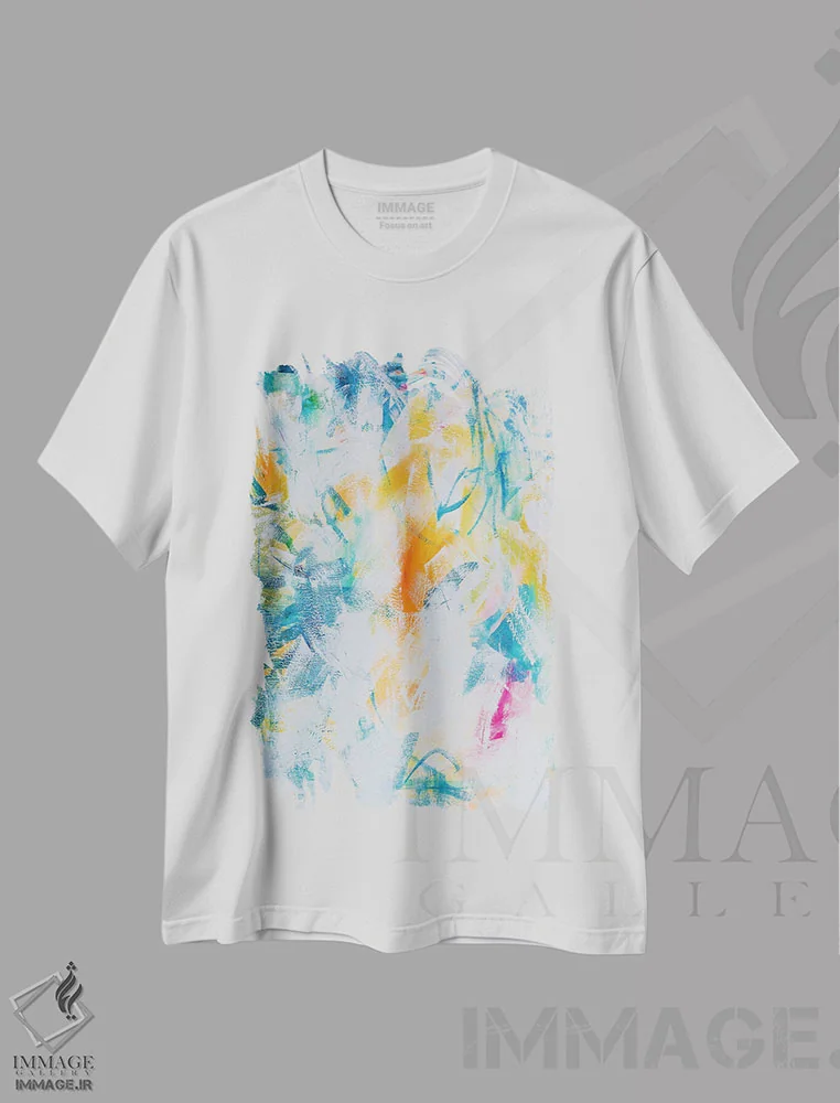 تیشرت سفید طرح دار فرصت ها اثر لادارا مک کینون | immage.ir