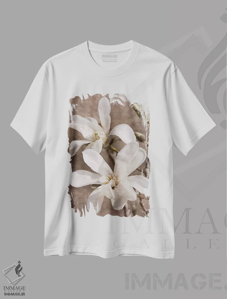 تیشرت سفید طرح دار دوستان گذرا، دکور معاصر اثر لدا رابرتسون | فروشگاه ایماژ