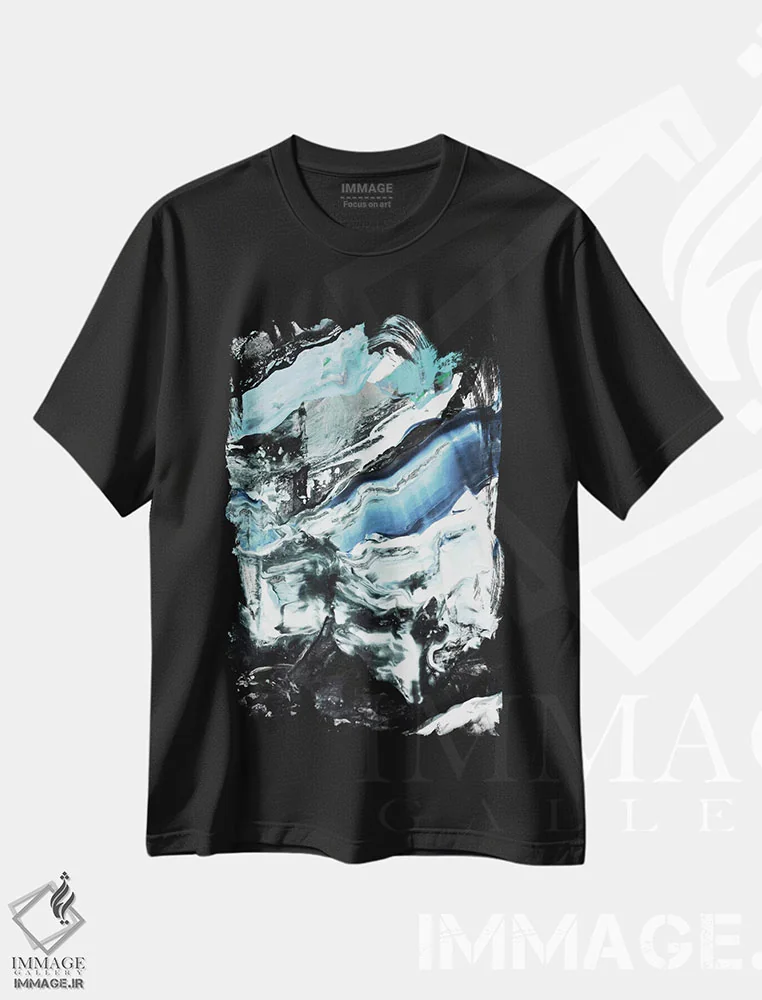 تیشرت مشکی طرح دار جهان هستی اثر لسیا بینکین | فروشگاه ایماژ