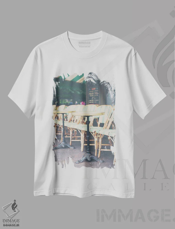 تیشرت سفید طرح دار میز و صندلی ها، تزئینی اثر لورا ایوانز | immage.ir