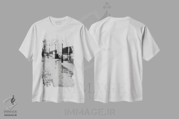 تیشرت سفید طرح دار در خیابان های کمبریج، دکوراسیون جایگزین اثر لورا ایوانز | immage.ir