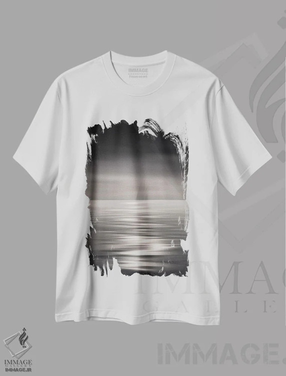 تیشرت سفید طرح دار دریای شبانه، عکاسی سیاه و سفید اثر لنا وایسبک | فروشگاه ایماژ