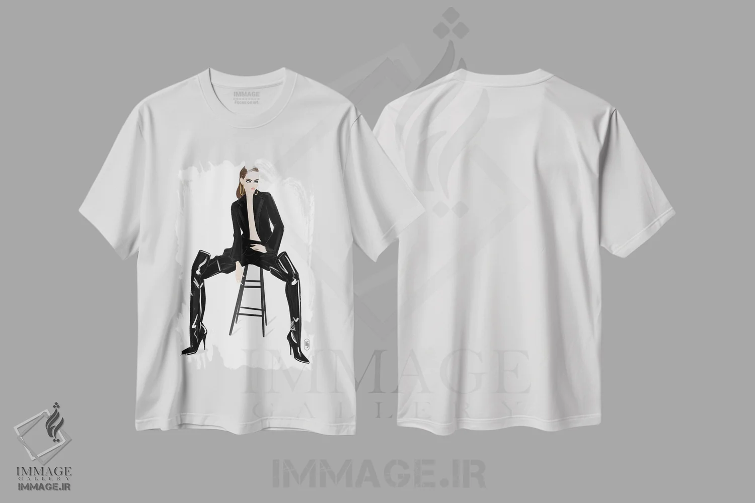 تیشرت سفید طرح دار چکمه های چرمی مشکی، مدیوم اثر لا فَم ژوژو | immage.ir