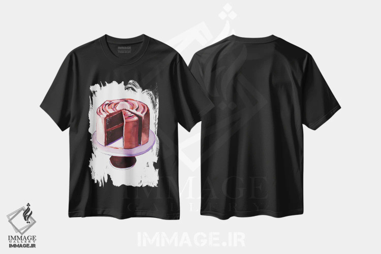 تیشرت مشکی طرح دار کیک شکلاتی و یک برش از آن، مدیوم اثر لورِل گرینفیلد | immage.ir